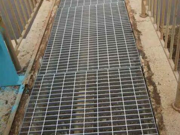 金華污水處理廠鋼格板