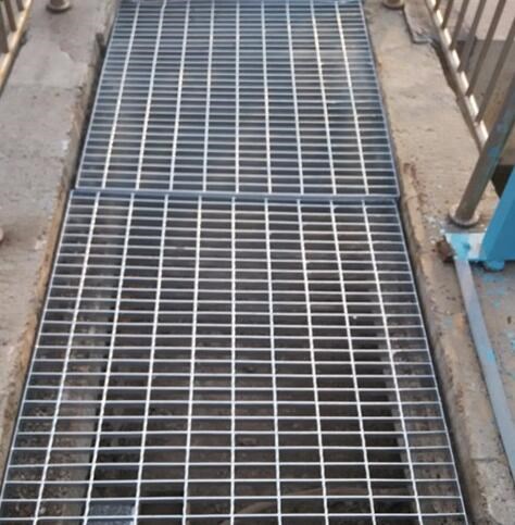 邊溝排水板溝蓋水篦子熱鍍鋅處理方式 邊溝排水板溝蓋水篦子熱鍍鋅處理方式