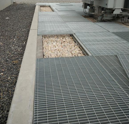 鍍鋅鋼格柵板應(yīng)用在變電站事故油池項(xiàng)目-鍍鋅鋼格板